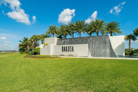 Villa ou maison à vendre à Delray Beach, Floride: 6 chambres, 333.7 m2 № 1225610 - photo 1
