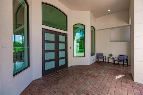Casa en venta en Davie, Florida, 5 dormitorios, 363.25 m2 № 1927862 - foto 4