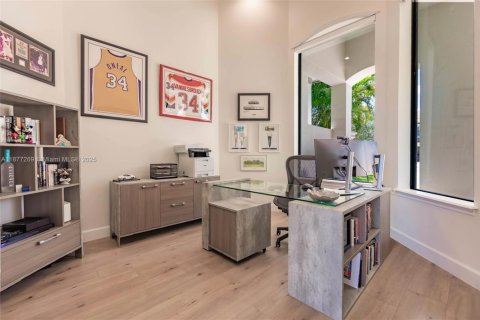 Casa en venta en Davie, Florida, 5 dormitorios, 363.25 m2 № 1927862 - foto 21