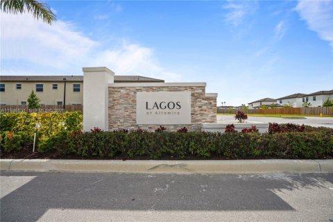 Commercial property in Homestead, Florida 157.47 sq.m. № 2002644 - photo 25