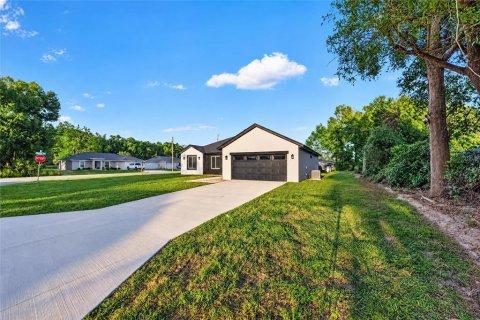 Villa ou maison à vendre à Ocala, Floride: 4 chambres, 173.08 m2 № 2427220 - photo 5