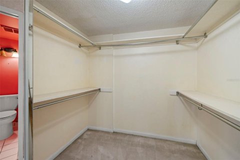 Condo in Saint Pete Beach, Florida, 2 bedrooms  № 1777141 - photo 20