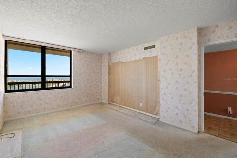 Condo in Saint Pete Beach, Florida, 2 bedrooms  № 1777141 - photo 25