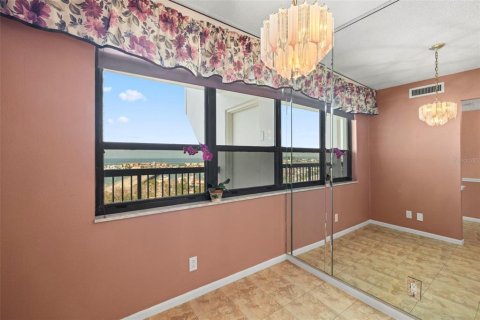 Condo in Saint Pete Beach, Florida, 2 bedrooms  № 1777141 - photo 13