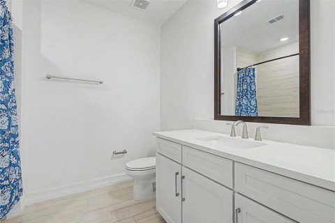Adosado en venta en Tampa, Florida, 4 dormitorios, 260.5 m2 № 2267535 - foto 25