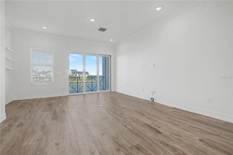 Adosado en venta en Tampa, Florida, 4 dormitorios, 260.5 m2 № 2267535 - foto 18