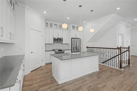 Adosado en venta en Tampa, Florida, 4 dormitorios, 260.5 m2 № 2267535 - foto 12