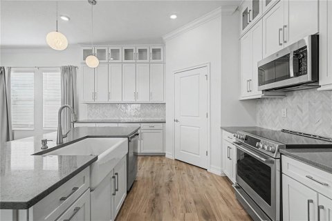 Adosado en venta en Tampa, Florida, 4 dormitorios, 260.5 m2 № 2267535 - foto 16