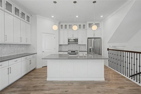 Adosado en venta en Tampa, Florida, 4 dormitorios, 260.5 m2 № 2267535 - foto 13