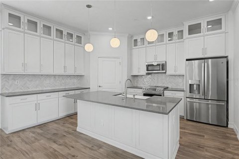 Adosado en venta en Tampa, Florida, 4 dormitorios, 260.5 m2 № 2267535 - foto 14
