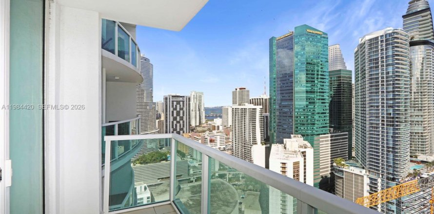 Condo in Miami, Florida, 2 bedrooms  № 2045696