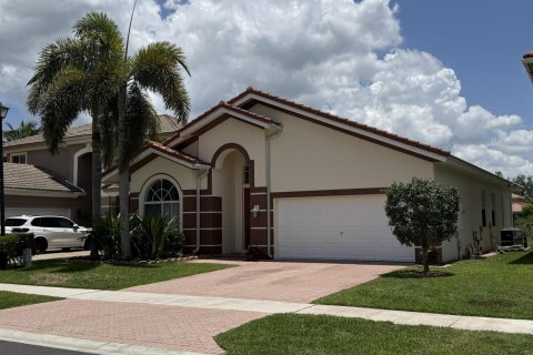 Casa en alquiler en Lake Worth, Florida, 3 dormitorios, 169.83 m2 № 2271290 - foto 2