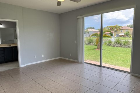 Casa en alquiler en Lake Worth, Florida, 3 dormitorios, 169.83 m2 № 2271290 - foto 14