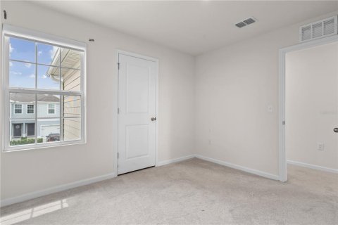 Townhouse in Davenport, Florida 3 bedrooms, 131.27 sq.m. № 1796853 - photo 16