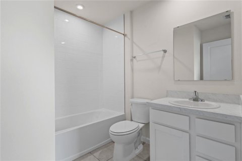 Townhouse in Davenport, Florida 3 bedrooms, 131.27 sq.m. № 1796853 - photo 18