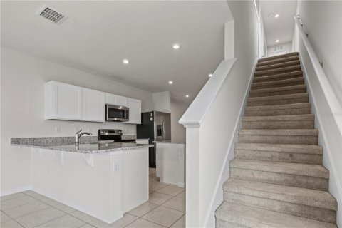 Townhouse in Davenport, Florida 3 bedrooms, 131.27 sq.m. № 1796853 - photo 11