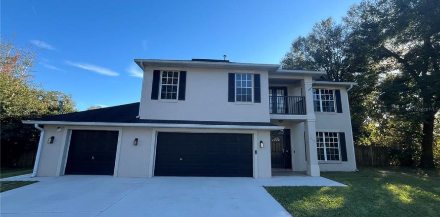 Villa ou maison à DeLand, Floride 4 chambres, 270.25 m2 № 1546818