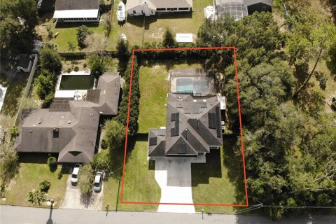 House in DeLand, Florida 4 bedrooms, 270.25 sq.m. № 1546818 - photo 2