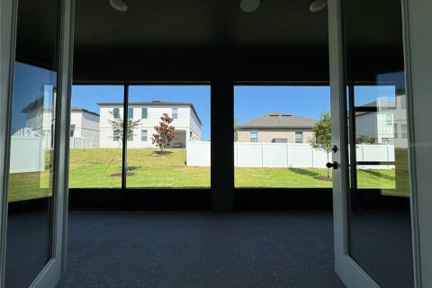 House in Minneola, Florida 4 bedrooms, 292.08 sq.m. № 2205077 - photo 17