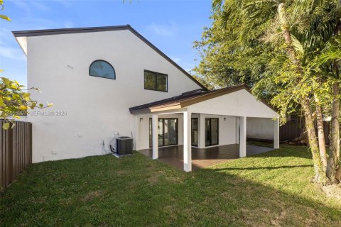 Villa ou maison à vendre à Miami, Floride: 4 chambres, 197.32 m2 № 2009904 - photo 30