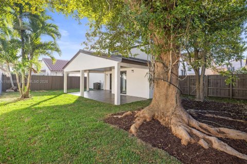 Villa ou maison à vendre à Miami, Floride: 4 chambres, 197.32 m2 № 2009904 - photo 26
