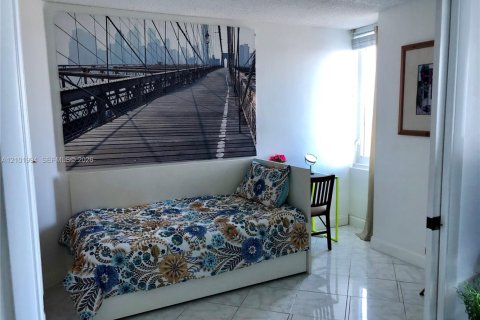 Copropriété à louer à Miami Beach, Floride: 2 chambres, 89.19 m2 № 2404273 - photo 6