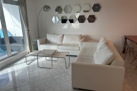 Copropriété à louer à Miami Beach, Floride: 2 chambres, 89.19 m2 № 2404273 - photo 9