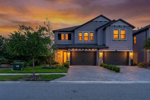 Touwnhouse à ESTANCIA

 à Wesley Chapel, Floride 3 chambres, 190.17 m2 № 2130903