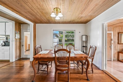 Villa ou maison à vendre à St. Lucie, Floride: 4 chambres, 169.45 m2 № 2399880 - photo 7