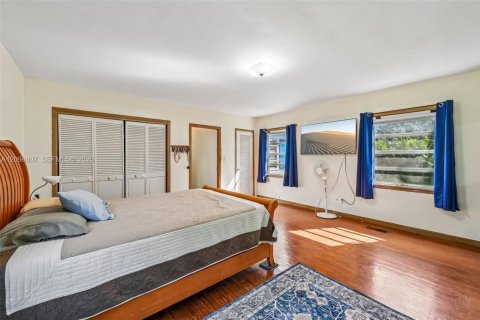 Villa ou maison à vendre à St. Lucie, Floride: 4 chambres, 169.45 m2 № 2399880 - photo 21