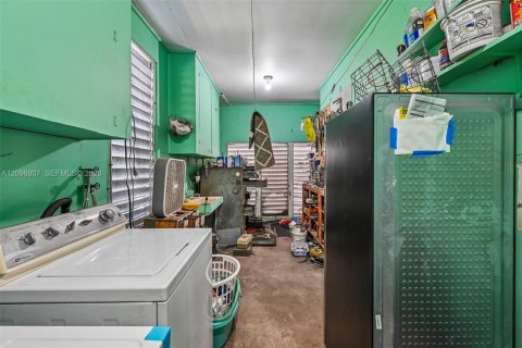 Villa ou maison à vendre à St. Lucie, Floride: 4 chambres, 169.45 m2 № 2399880 - photo 27
