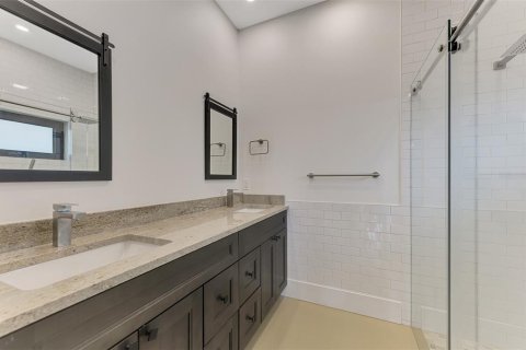 Casa en alquiler en Sarasota, Florida, 3 dormitorios, 153.29 m2 № 1831838 - foto 25