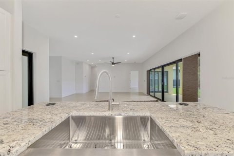 Casa en alquiler en Sarasota, Florida, 3 dormitorios, 153.29 m2 № 1831838 - foto 18