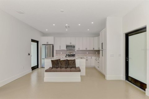 Casa en alquiler en Sarasota, Florida, 3 dormitorios, 153.29 m2 № 1831838 - foto 13