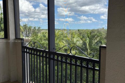 Condo in Sunrise, Florida, 2 bedrooms  № 1995739 - photo 22