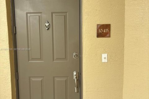 Condo in Sunrise, Florida, 2 bedrooms  № 1995739 - photo 7