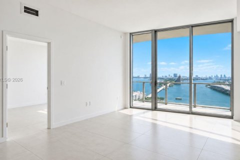 Copropriété à vendre à Miami, Floride: 1 chambre, 112.97 m2 № 2407602 - photo 9