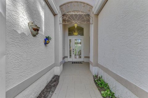 House in Port Charlotte, Florida 2 bedrooms, 151.52 sq.m. № 1734890 - photo 3
