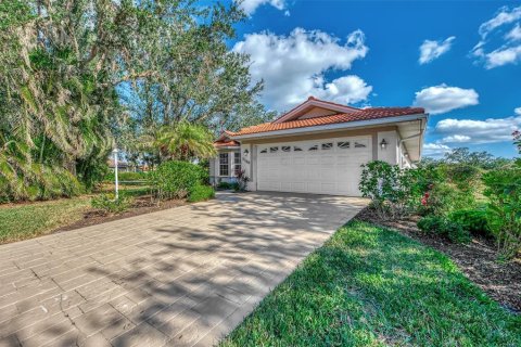 House in Port Charlotte, Florida 2 bedrooms, 151.52 sq.m. № 1734890 - photo 2