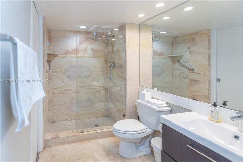 Снять в аренду квартиру в Майами-Бич, Флорида 2 спальни, 104.98м2, № 2034508 - фото 18