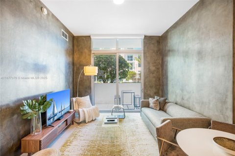 Кондоминиум с 1 спальней в Майами, Флорида № 1927266