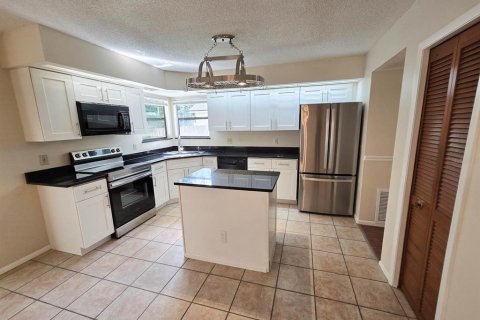 Villa ou maison à vendre à Altamonte Springs, Floride: 3 chambres, 189.15 m2 № 1850143 - photo 9