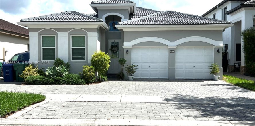 Casa en Hialeah, Florida 4 dormitorios, 172.24 m2 № 2087822
