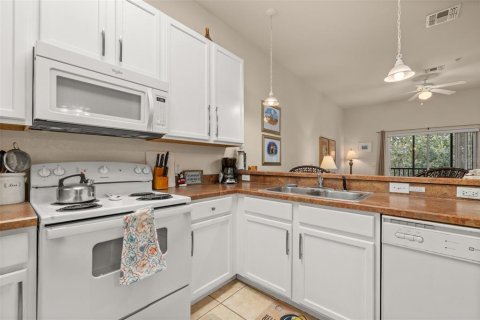 Condo in Davenport, Florida, 3 bedrooms  № 1910567 - photo 20