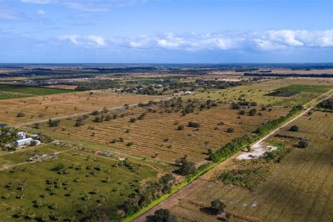 Terreno en venta en St. Lucie, Florida № 1615322 - foto 3