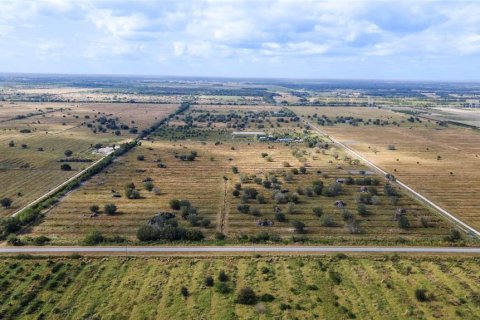 Terreno en venta en St. Lucie, Florida № 1615322 - foto 9