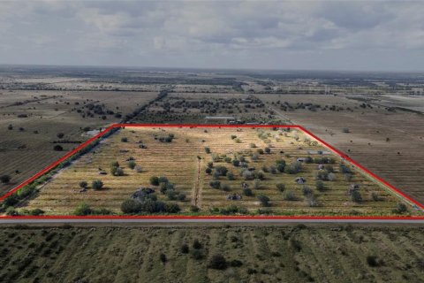 Terreno en venta en St. Lucie, Florida № 1615322 - foto 1