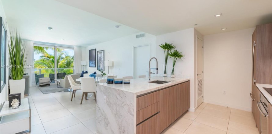 Condo in Fort Lauderdale, Florida, 2 bedrooms  № 2003304