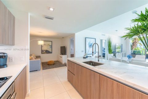 Condo in Fort Lauderdale, Florida, 2 bedrooms  № 2003304 - photo 23