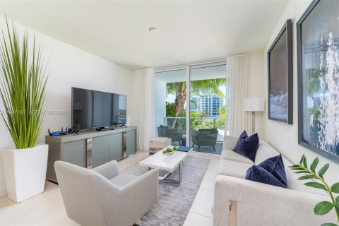 Condo in Fort Lauderdale, Florida, 2 bedrooms  № 2003304 - photo 6